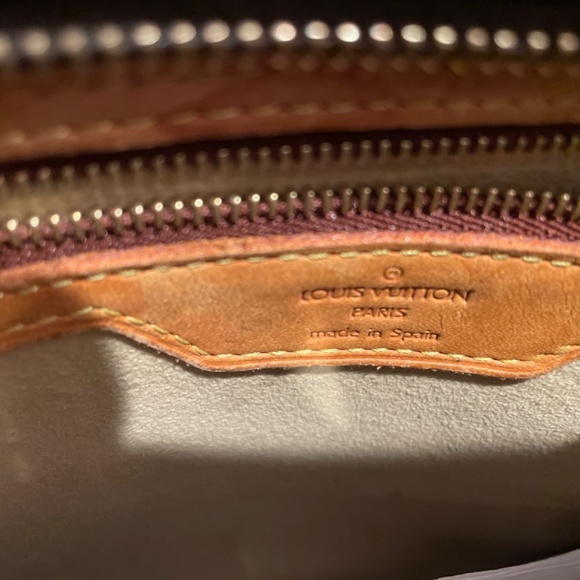 Louis Vuitton Luco Bag - Picture 11 of 13